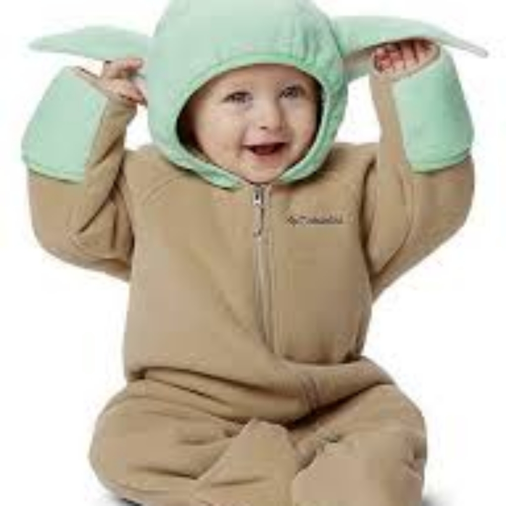 💚 Baby Yoda Fleece Snowsuit 18/24 mo.